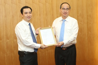 Nhà báo Vũ Văn Tiến được bổ nhiệm làm Tổng biên tập Tạp chí Mặt trận