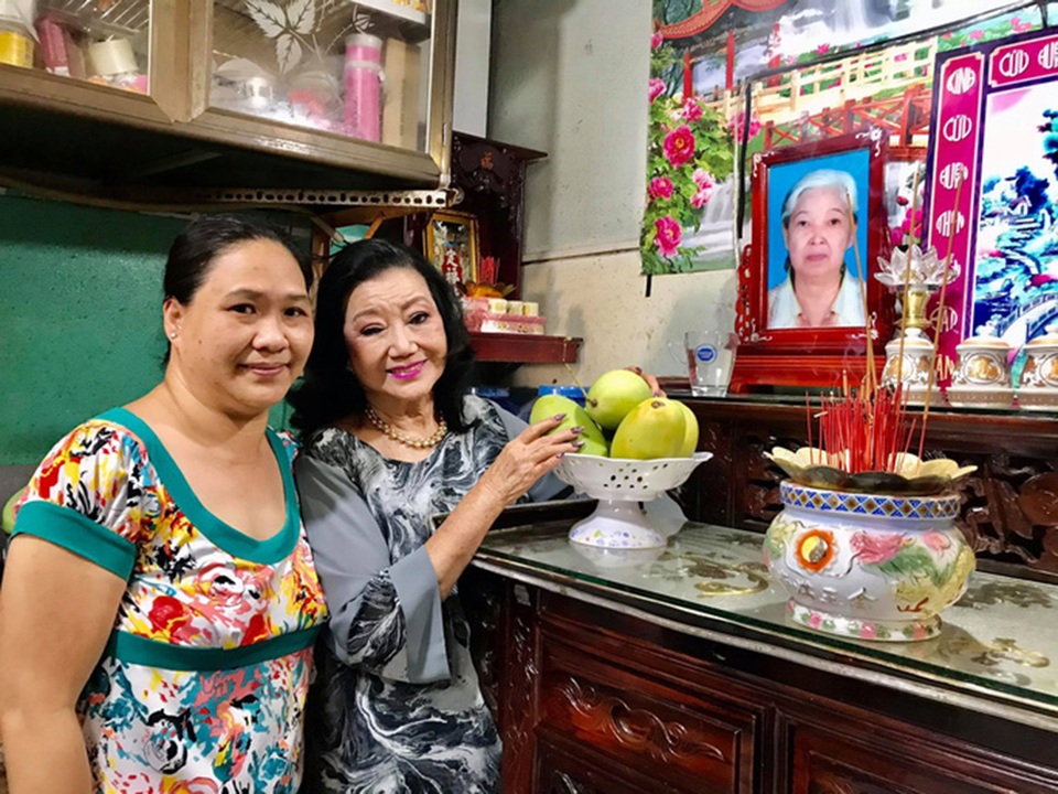 Bữa cơm hội ngộ của NSND Kim Cương và con gái nuôi sau 45 năm thất lạc - 1 Bữa cơm hội ngộ của NSND Kim Cương và con gái nuôi sau 45 năm thất lạc - 1
