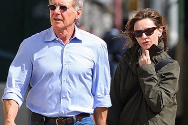 Harrison Ford mong hạnh phúc ở cuộc hôn nhân thứ ba