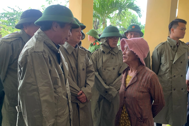 Phó Thủ tướng: Tuyệt đối không chủ quan, thiệt hại sau bão có thể rất lớn