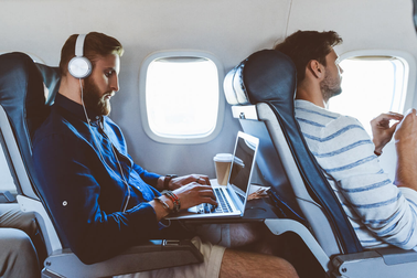 Vietnam Airlines bắt đầu cung cấp Wi-Fi phục vụ hành khách trên chuyến bay