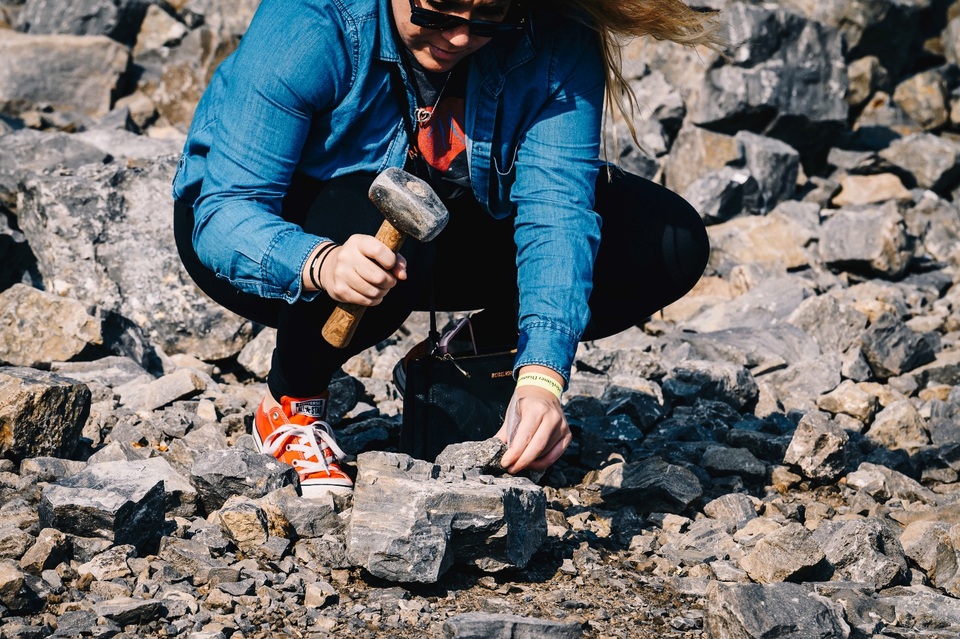 Nơi du khách đổ xô mua vé 10 USD vào cửa để đào kim cương - 4 Nơi du khách đổ xô mua vé 10 USD vào cửa để đào kim cương - 4