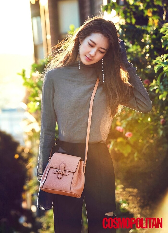 Nữ hoàng Seon Deok Lee Yo Won trẻ đẹp đáng kinh ngạc ở tuổi 41 - 4 Nữ hoàng Seon Deok Lee Yo Won trẻ đẹp đáng kinh ngạc ở tuổi 41 - 4