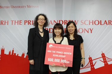 7 lý do bạn nên đăng ký học bổng Hoàng tử Andrew 2013