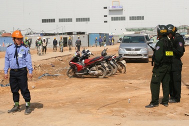 Cảnh sát "cắm chốt" bảo vệ nhà máy Samsung Thái Nguyên