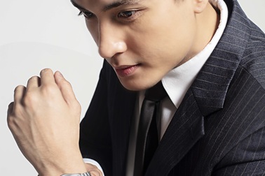 Bắt kịp xu hướng đồng hồ đeo tay nam giới năm 2020 để bạn luôn lịch lãm