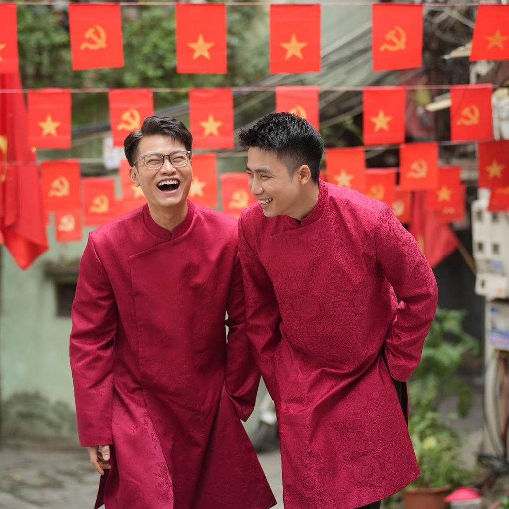 Cặp LGBT chú Ninh anh Âm hút tỷ view, fan vây kín: Vì sao gen Z cuồng? - 6 Cặp LGBT chú Ninh anh Âm hút tỷ view, fan vây kín: Vì sao gen Z cuồng? - 6