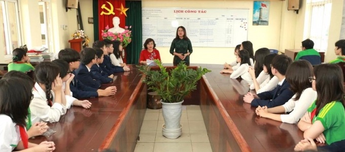 Trường THCS Nguyễn Tri Phương, quận Ba Đình gặp mặt đội tuyển học sinh giỏi cấp quận chuẩn bị dự thi cấp TP các môn văn hóa, khoa học lớp 9. Ảnh kinhtedothi.vn