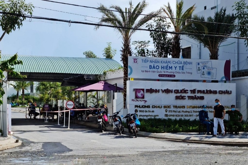 Sóc Trăng họp khẩn sau khi ghi nhận ca dương tính với SARS-CoV-2 đầu tiên - 2 Sóc Trăng họp khẩn sau khi ghi nhận ca dương tính với SARS-CoV-2 đầu tiên - 2