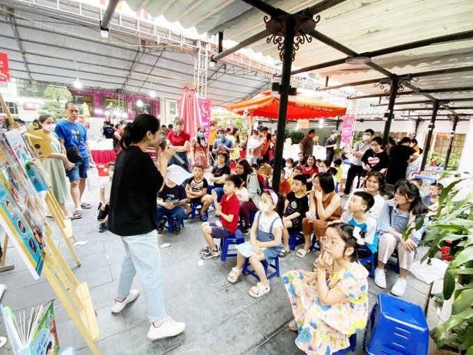 Các Workshop sôi động, hấp dẫn rất thu hút các em thiếu nhi.