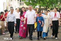 Tổng Bí thư Tô Lâm thăm hai trường học chuyên biệt tại Hà Nội