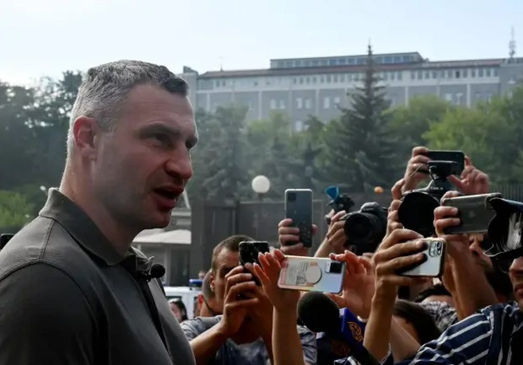 Vua giang hồ Tyson Fury giành danh hiệu Võ sĩ xuất sắc nhất năm - 2 Vua giang hồ Tyson Fury giành danh hiệu Võ sĩ xuất sắc nhất năm - 2