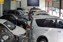 Mua ô tô đừng mơ làm thượng đế: Mất tiền tỷ bị bắt nạt đủ đường