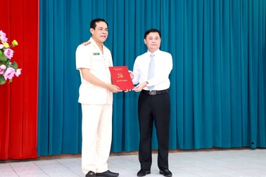 Giám đốc Công an Nghệ An tham gia BCH Đảng bộ, Ban Thường vụ Tỉnh ủy