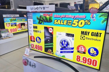 Thị trường TV giảm giá mạnh chưa từng có, TV 4K xuống dưới 10 triệu đồng