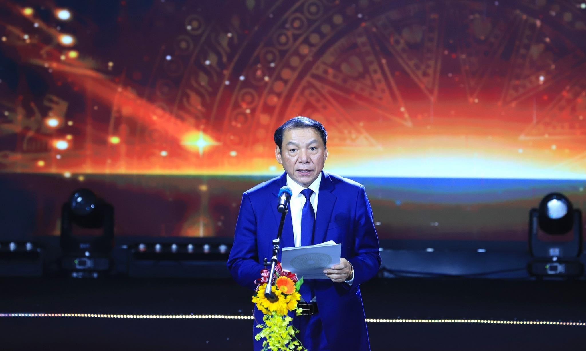 Hoàng Thùy Linh, Đen Vâu được Bộ văn hóa vinh danh Nghệ sĩ nổi bật năm 2023 - 1