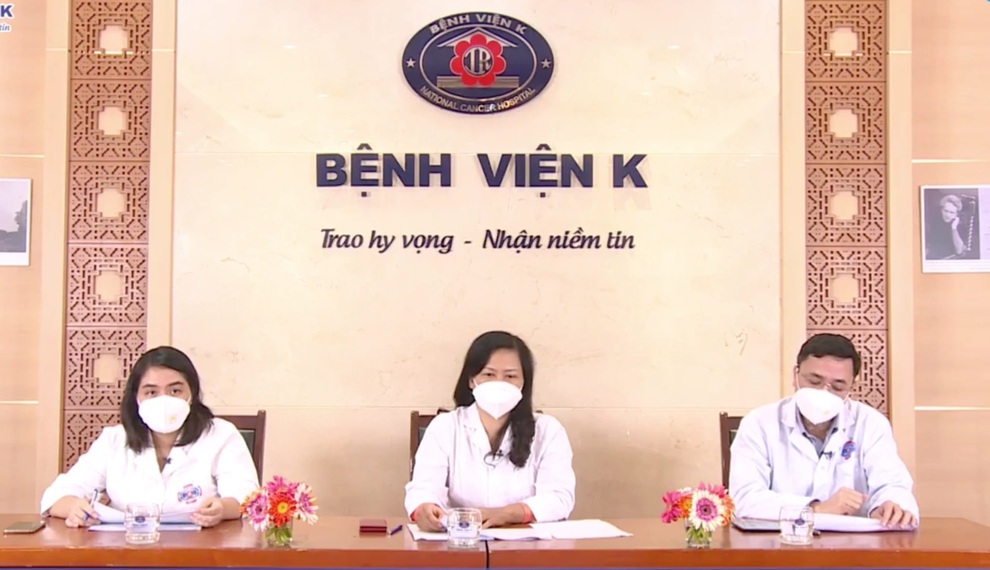 Hoảng vì con có khối u vùng bụng, bác sĩ giải đáp online cho người bệnh - 1 Hoảng vì con có khối u vùng bụng, bác sĩ giải đáp online cho người bệnh - 1
