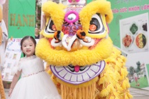 Biểu cảm đáng yêu của các bé mầm non ngày khai trường