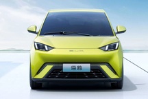 Một nửa doanh số ô tô ở Trung Quốc là xe sạc điện, sẽ sớm áp đảo xe xăng