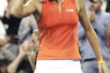 Hạt giống số 1 Mauresmo vượt qua "khắc tinh"