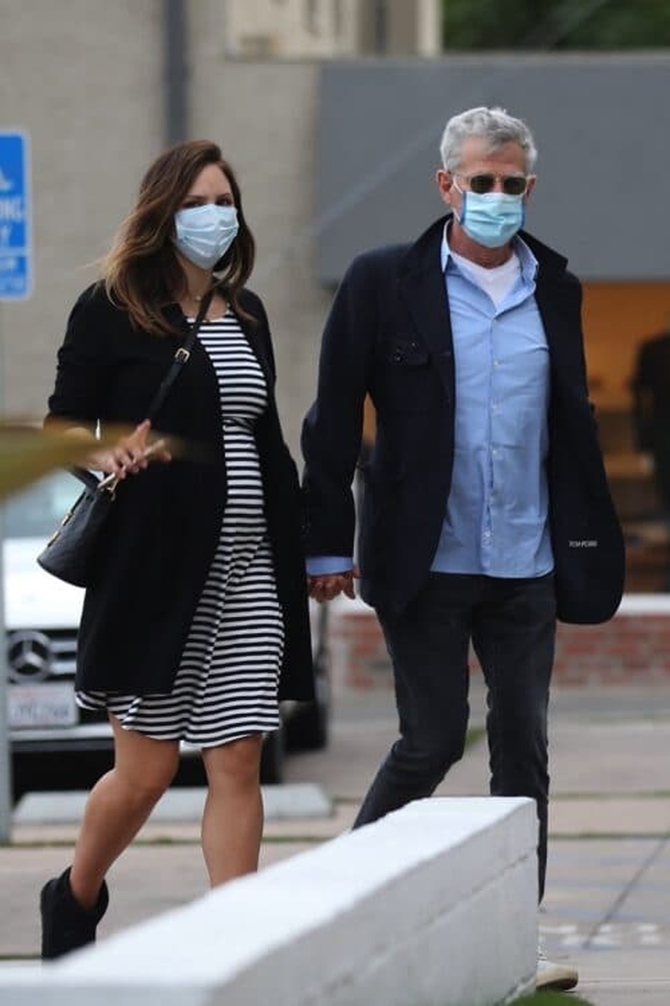 Katharine McPhee sinh con cho chồng hơn 35 tuổi - 5 Katharine McPhee sinh con cho chồng hơn 35 tuổi - 5