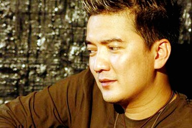 Đàm Vĩnh Hưng tổ chức sinh nhật ấm cúng tại Hà Nội