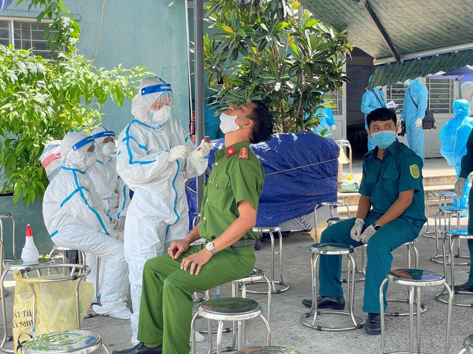 Thứ trưởng Bộ Y tế Đỗ Xuân Tuyên: Chiến lược 5 bước tiếp tục được triển khai nhất quán - 3 Thứ trưởng Bộ Y tế Đỗ Xuân Tuyên: Chiến lược 5 bước tiếp tục được triển khai nhất quán - 3