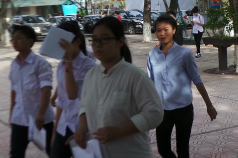 Cụm thi số 2: Phổ điểm môn Vật Lý cao nhất