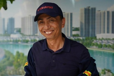 "Quân mồ côi cha từ nhỏ, giờ 2 con của Quân cũng mồ côi cha!"