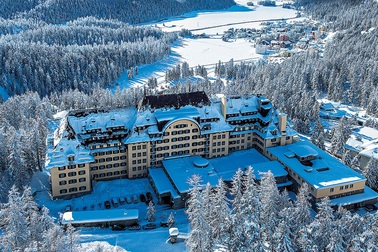 5 khu nghỉ dưỡng trượt tuyết đắt đỏ nhất hành tinh