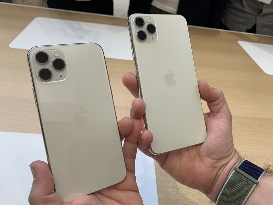 Loạt smartphone giá hàng chục triệu đồng bán tại Việt Nam - 2 Loạt smartphone giá hàng chục triệu đồng bán tại Việt Nam - 2