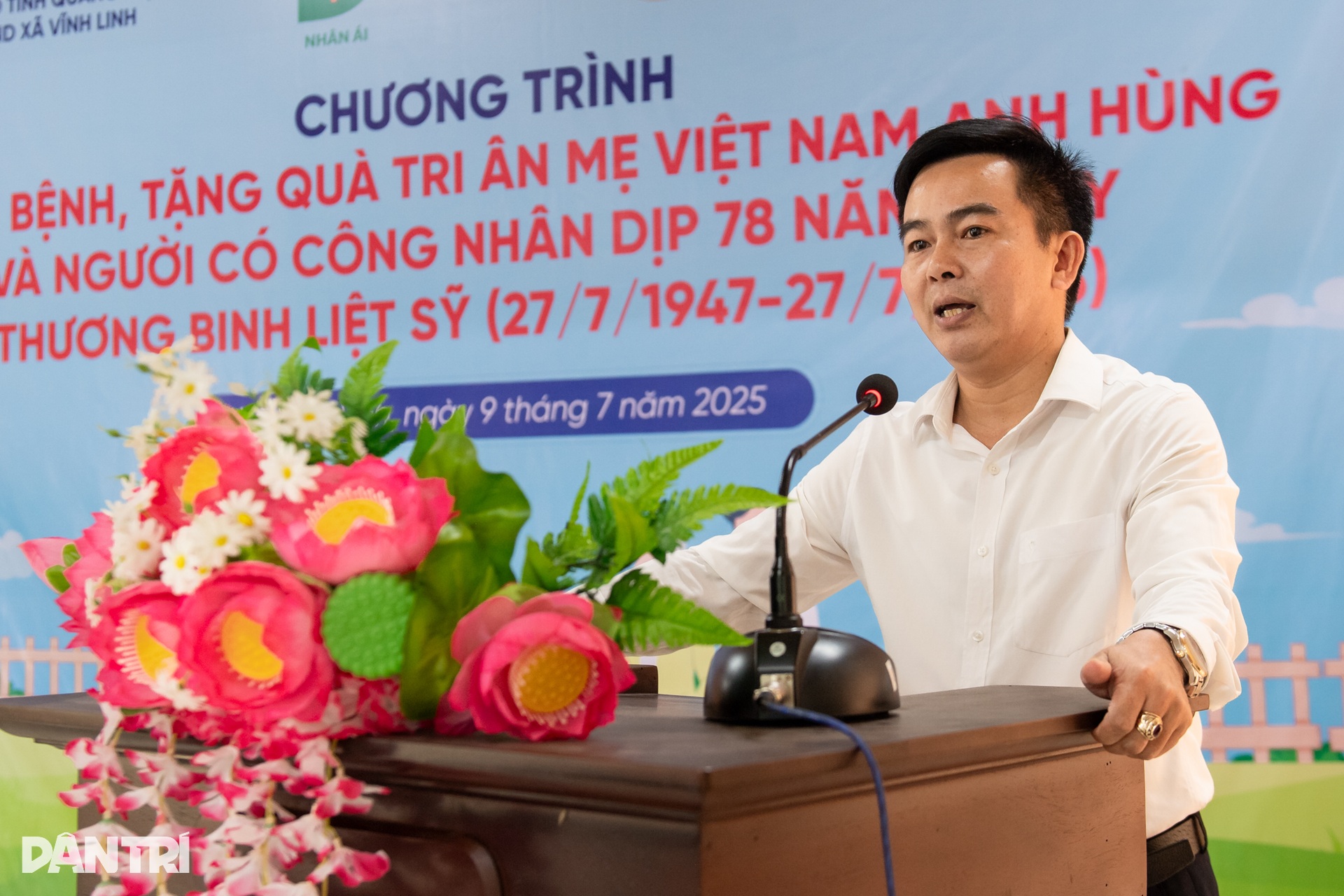 Khám bệnh miễn phí, tặng quà tri ân gần 300 người có công tại Quảng Trị - 8 Khám bệnh miễn phí, tặng quà tri ân gần 300 người có công tại Quảng Trị - 8