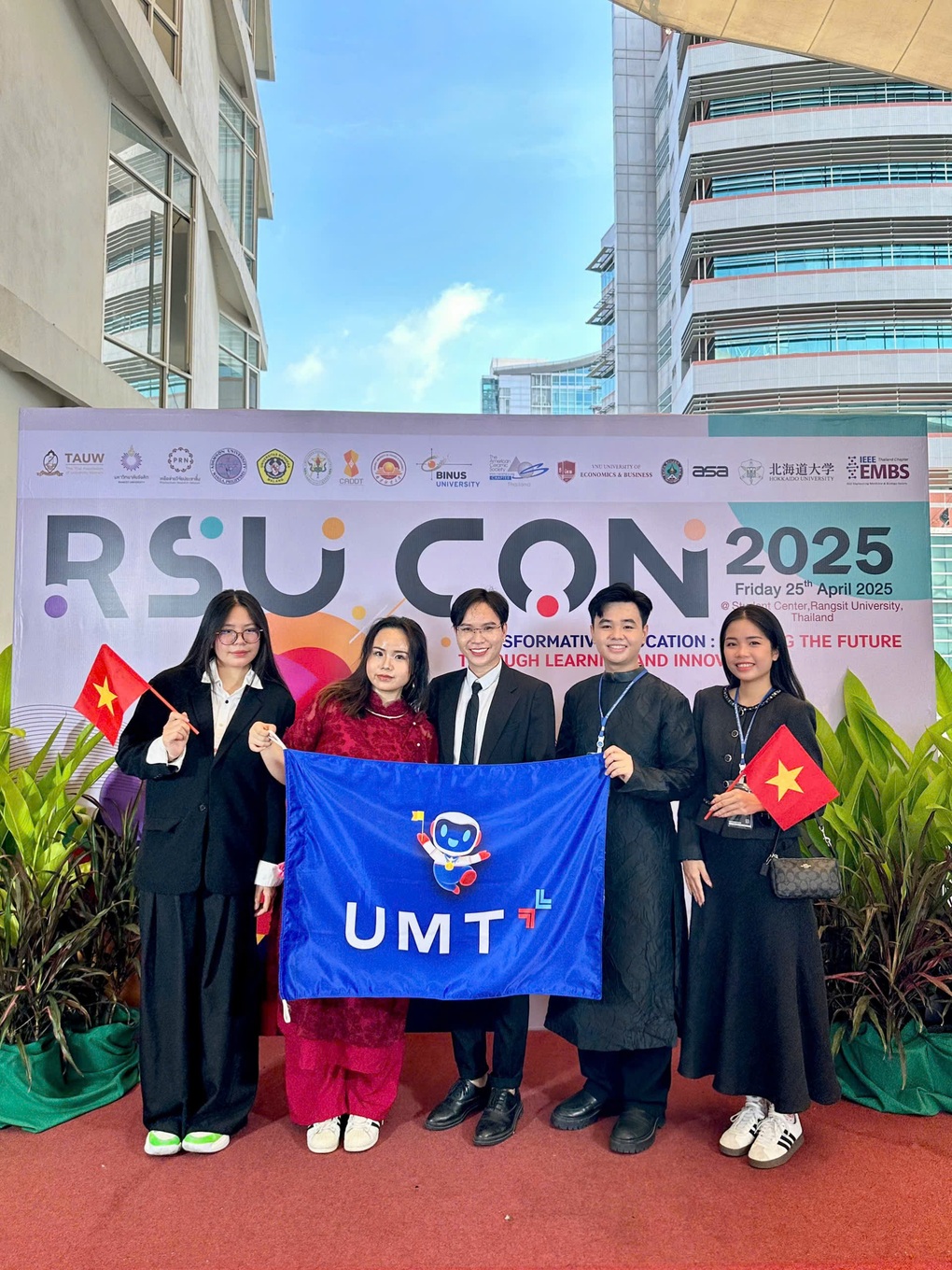 Định vị thế mạnh dành cho sinh viên ngành truyền thông - 4 Định vị thế mạnh dành cho sinh viên ngành truyền thông - 4