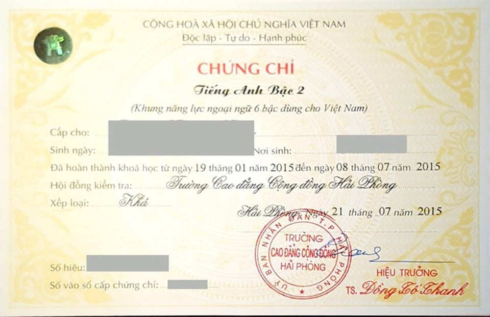 Sẽ bỏ yêu cầu chứng chỉ ngoại ngữ, tin học đối với giáo viên mới giảng dạy? - 1 Sẽ bỏ yêu cầu chứng chỉ ngoại ngữ, tin học đối với giáo viên mới giảng dạy? - 1