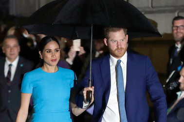 Hoàng tử Harry kiện chính phủ và cảnh sát Anh