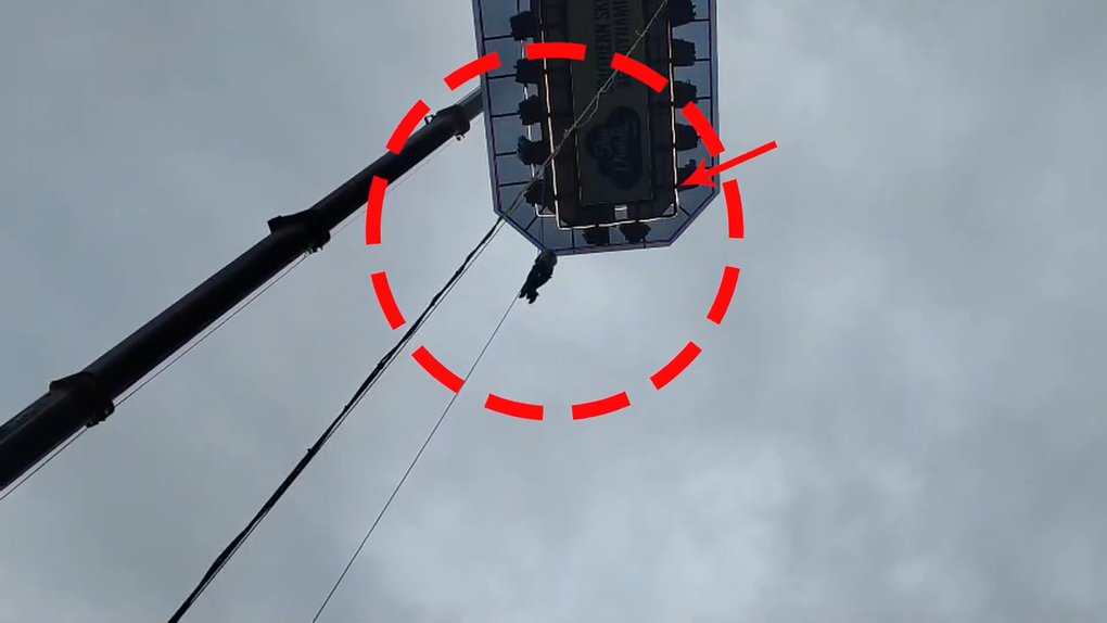 Ấn Độ: Bữa tối trên cao gặp sự cố, 5 người bị treo lơ lửng suốt 2 tiếng - 2