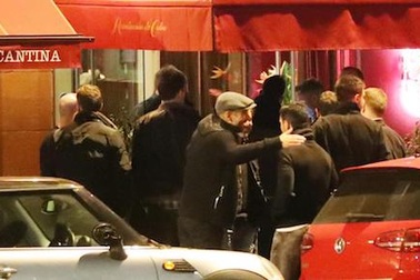 Cận kề đại chiến, Guardiola “trốn” học trò "bay đêm" cùng ban huấn luyện