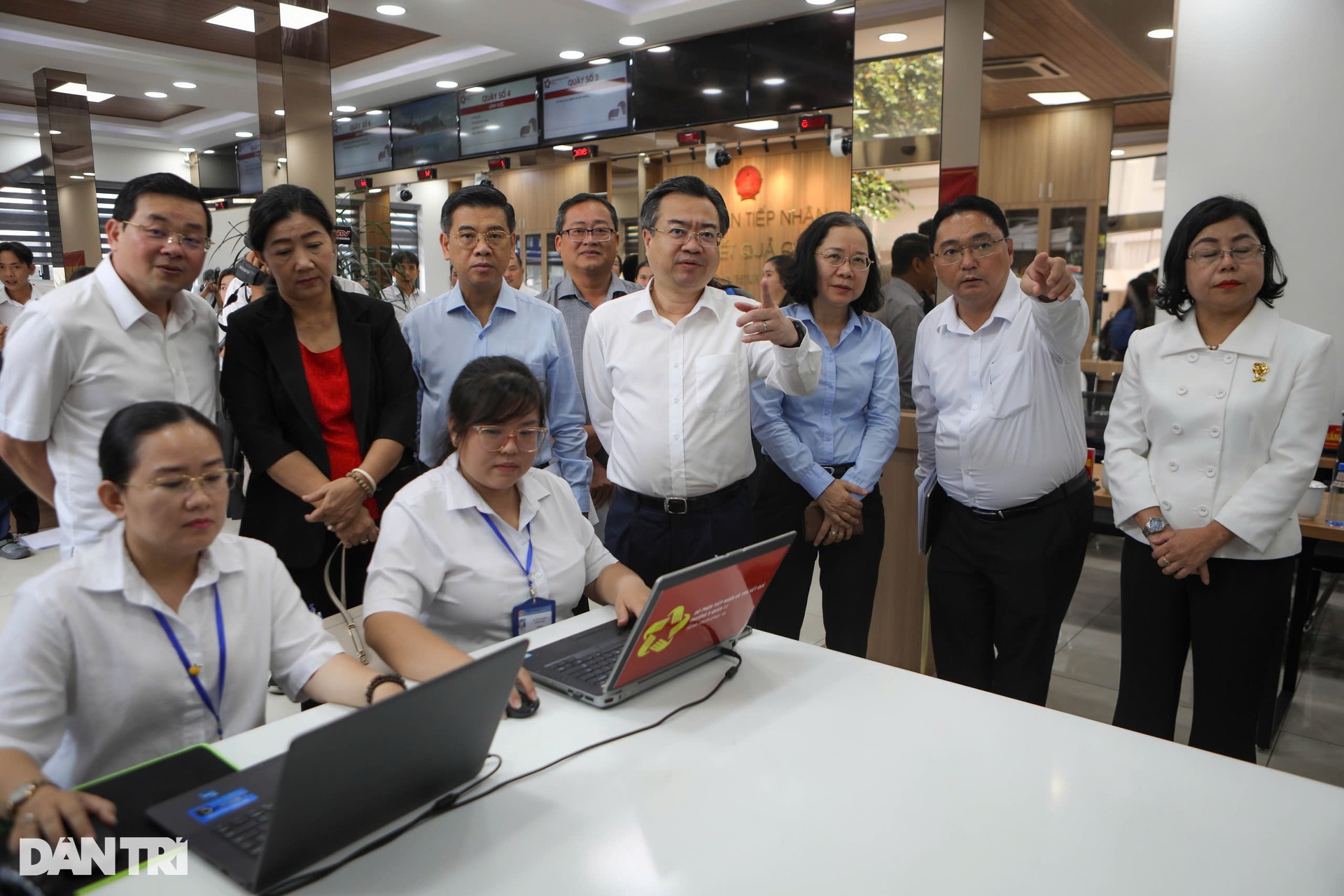 Phường Sài Gòn và hơn 100 phường, xã mới của TPHCM bắt đầu “chạy thử” - 8