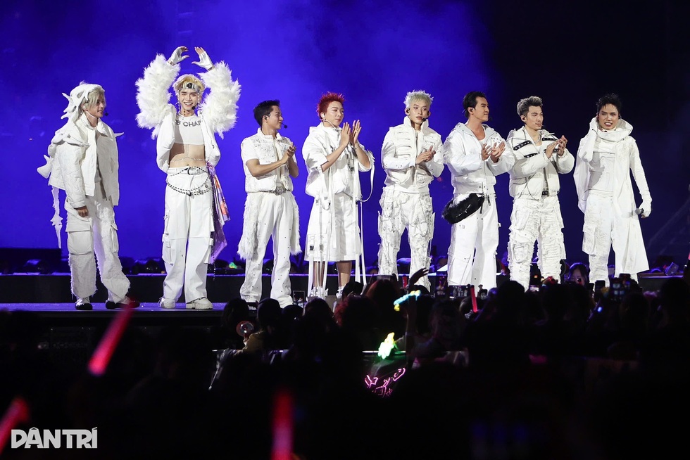 Từ G-Dragon nghĩ về công thức tỷ USD Kpop và sức mạnh mềm của Việt Nam - 7 Từ G-Dragon nghĩ về công thức tỷ USD Kpop và sức mạnh mềm của Việt Nam - 7