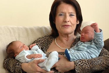 Giấc mơ tan vỡ của bà mẹ cao tuổi nhất thế giới