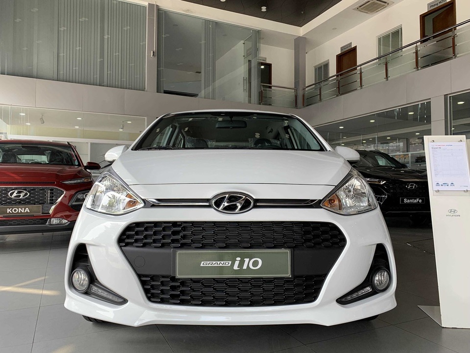 Những mẫu xe Hyundai 4 chỗ bán chạy nhất hiện nay - 2 Những mẫu xe Hyundai 4 chỗ bán chạy nhất hiện nay - 2