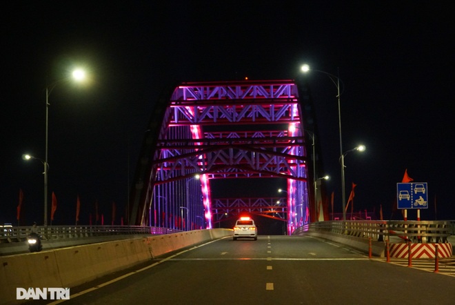 Những cây cầu đẹp, mang dấu ấn của thành phố cảng Hải Phòng - 21 Những cây cầu đẹp, mang dấu ấn của thành phố cảng Hải Phòng - 21