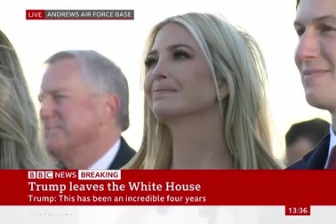 Ivanka khóc khi cha mãn nhiệm