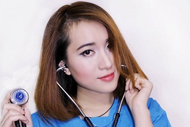 Trải nghiệm “mặt dày” của nữ DHS đi… xin răng để thực hành