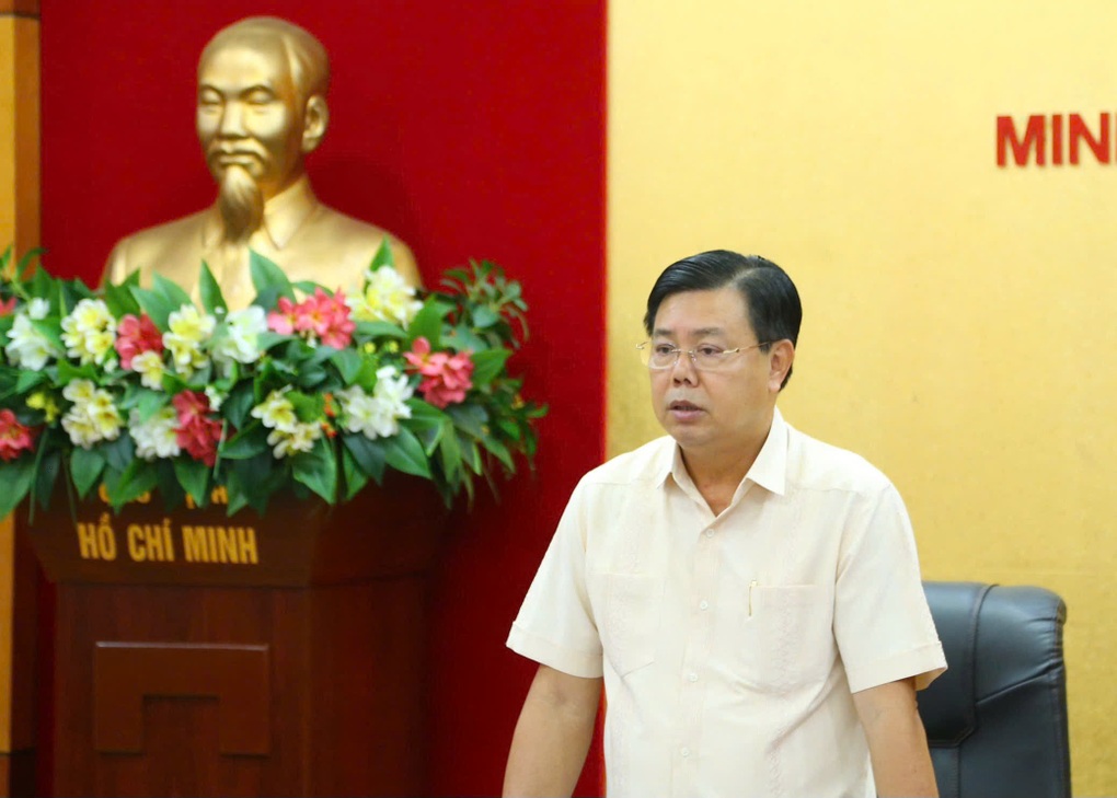 Bộ trưởng Nguyễn Tiến Hải nhắc những đêm sáng đèn ở Bộ Nội vụ - 2 Bộ trưởng Nguyễn Tiến Hải nhắc những đêm sáng đèn ở Bộ Nội vụ - 2