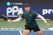 Mức thu nhập khổng lồ của tay vợt pickleball số một thế giới