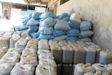 Sản xuất nước mắm bằng... hóa chất