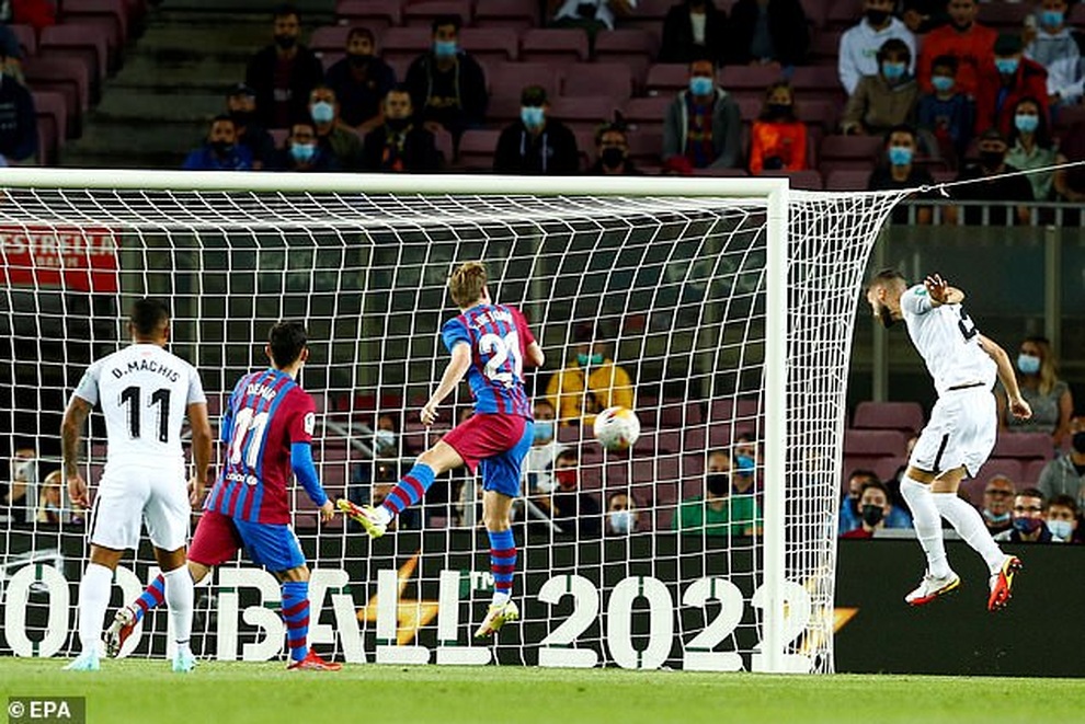 Hòa thất vọng đối thủ yếu, Barcelona bị Real Madrid bỏ xa - 1 Hòa thất vọng đối thủ yếu, Barcelona bị Real Madrid bỏ xa - 1