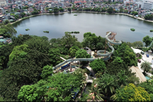 Chủ tịch Hà Nội yêu cầu xử lý dứt điểm vi phạm tại công viên tuổi trẻ