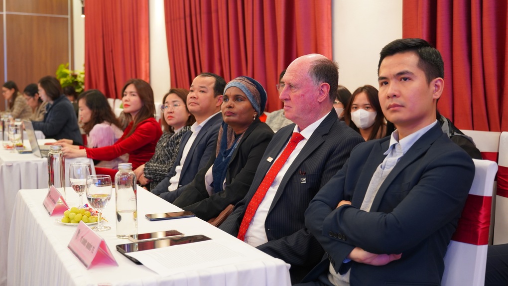 5 chuyên ngành đào tạo Kinh tế phát triển theo chuẩn quốc tế tại ĐHQGHN - 2 5 chuyên ngành đào tạo Kinh tế phát triển theo chuẩn quốc tế tại ĐHQGHN - 2